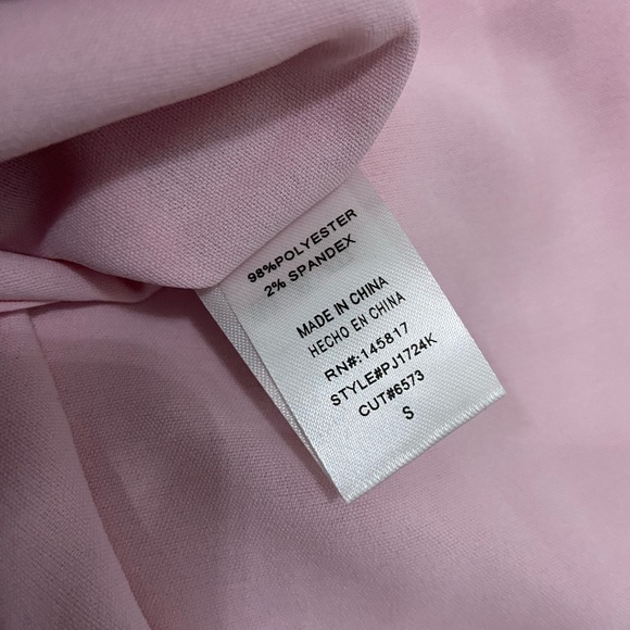 Fashion Nova Lovely and Pure off shoulder romper size Small - Picture 5 of 5